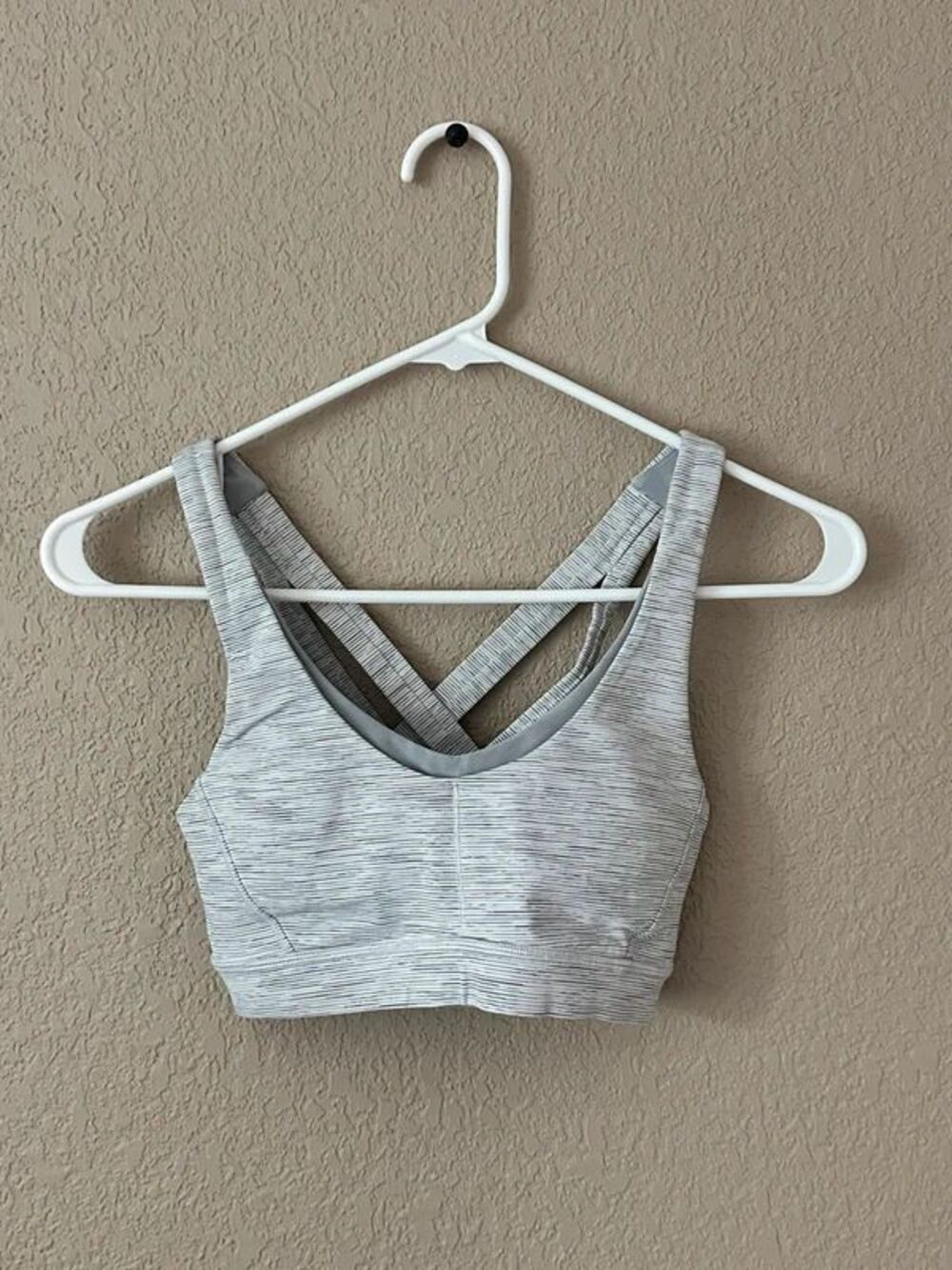 Lululemon Stash N’ Run Sports Bra Size 2
